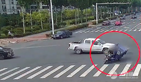 2024交通事故肇事者不报警是否全责?