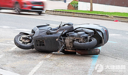 電動車和電動車相撞責(zé)任怎么劃分責(zé)任?