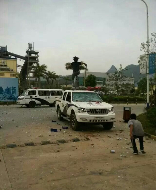 广东罗定群众抗议建垃圾焚烧厂 发生冲突