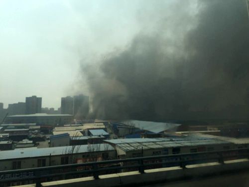 沈阳东贸火灾无人员伤亡