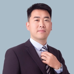 彭明华律师