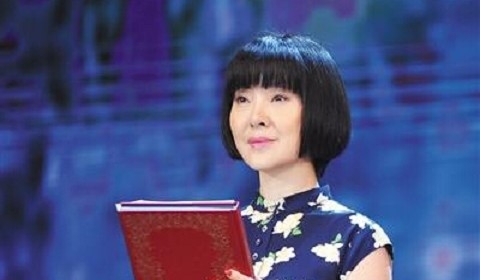 歌手陈红被前夫起诉 回应“用军人身份经商”