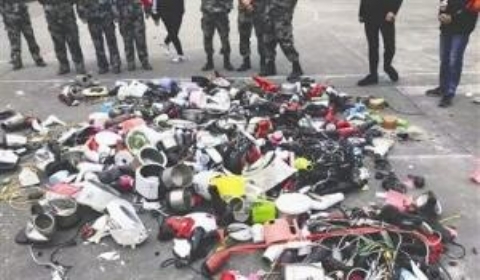 四川一学校集中销毁违禁电器,律师:有违《物