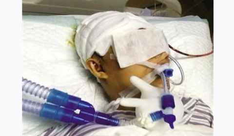 男子网吧突遭网管暴打病危 网管:认错人