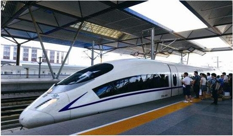 铁路部门就旅客坐高铁被降座致歉