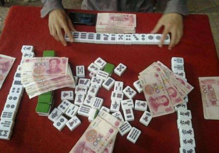 2022年聚众赌博罪的量刑标准和立案标准