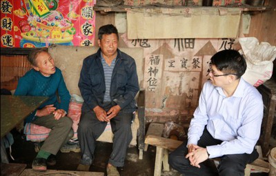 杨滨检察长深入挂帮乡镇暗访精准扶贫工作开展