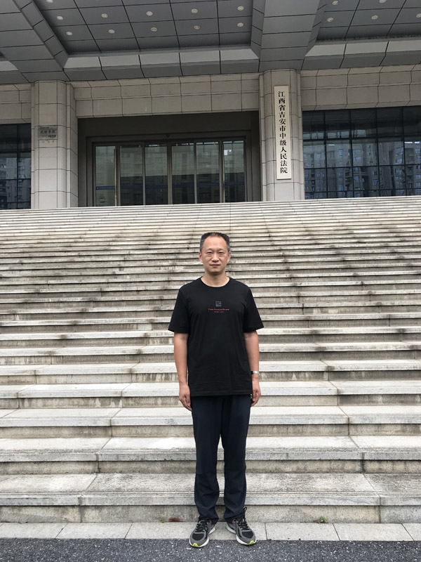 张红鑫-深圳合同律师照片展示