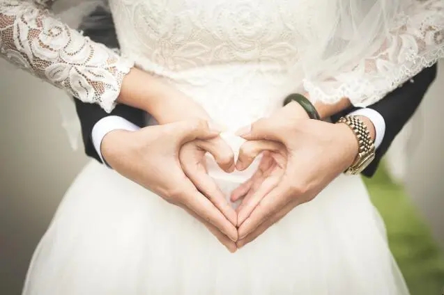 补办结婚证一个人去可以吗?补办结婚证注意事项是什么?