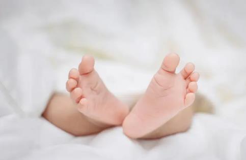 2022没结婚生孩子犯法吗?未婚生育孩子需办什么手续?