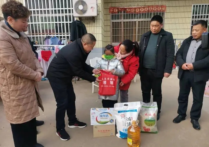 2022年贫困户住院报销比例?2022年贫困户申请条件是什么?