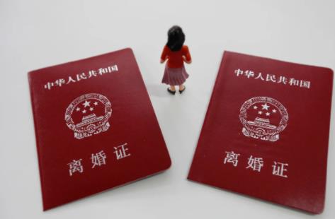 二个人同意离婚可以马上办吗?双方自愿离婚要带什么东西?