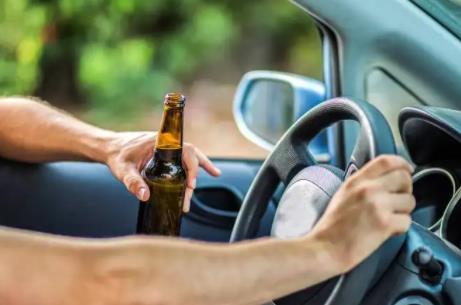 2022喝完酒多久可以开车?喝酒开车怎么处罚?