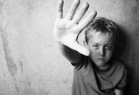 被爸爸打了可以报警吗?家长家暴儿童怎么处理?