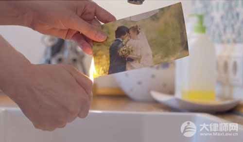 信用卡逾期不还的后果是什么?信用卡逾期不还被起诉会坐牢吗?