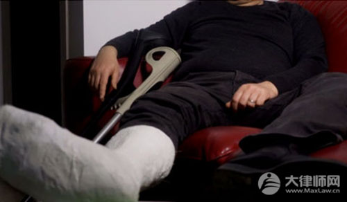 家暴离婚财产怎么分?