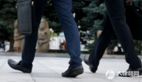 离婚时要退彩礼吗?