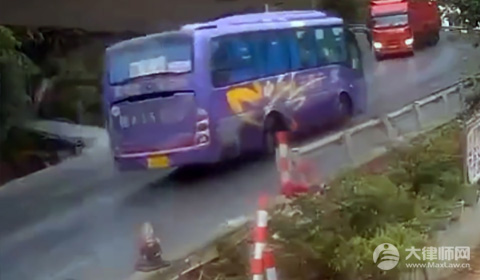 七座超载一人怎么样处罚?