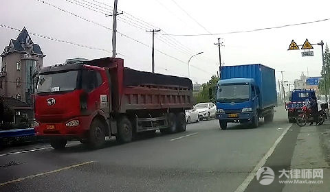 禁止超车的路段还能再变道吗?