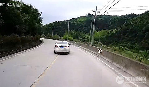 故意急刹车是犯法的吗?