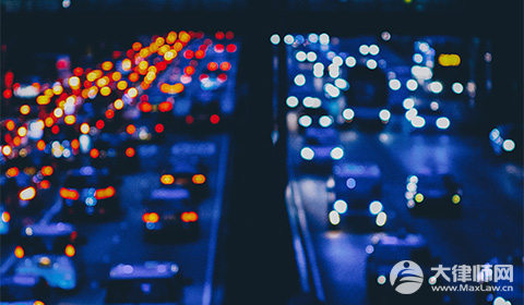 交通事故中哪些人有当被告的资格?