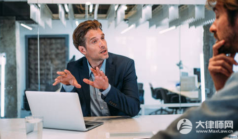 被朋友骗去当公司法人了该怎么办?