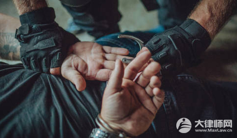 故意砸车属于什么罪行?
