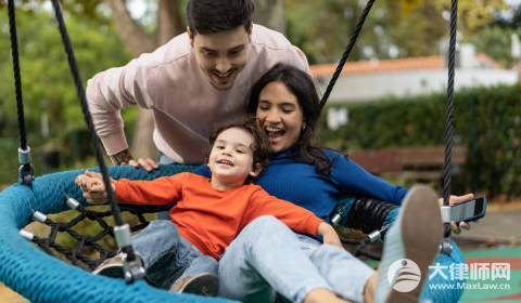 婚内接受的赠与财产算共同财产吗?