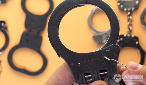 直播欺骗消费者违法吗?