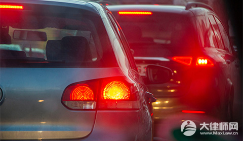 肇事司机追尾逃逸属于什么罪?