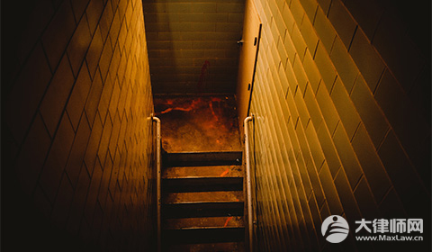 敲诈勒索应如何定罪?