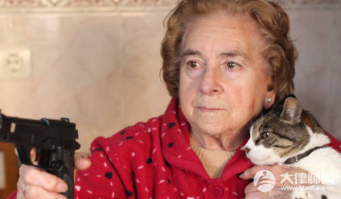 车里钱被偷了会不会受到处罚?