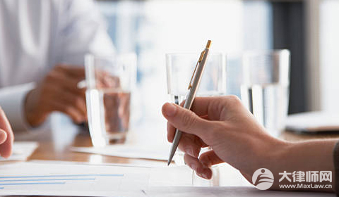 著作权人的署名权能不能转让?