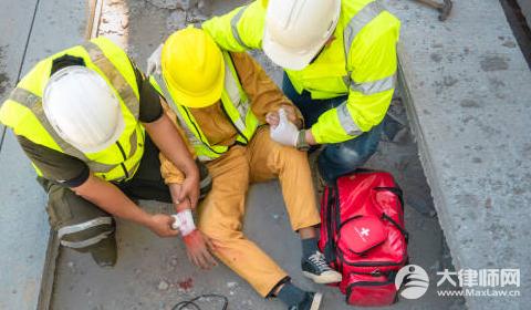 职工判刑后还能享受工伤待遇吗?