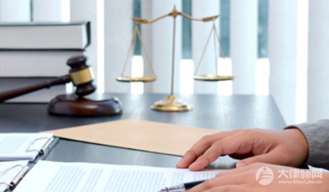 教唆他人网暴一个人构成犯罪吗?