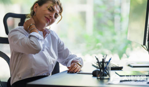 待岗期间的工资是多少 (待岗期间有工资吗)