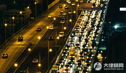 办理摩托车牌照多久能拿到?