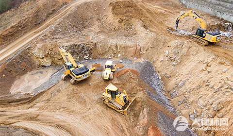 物业费滞纳金可以免交吗?