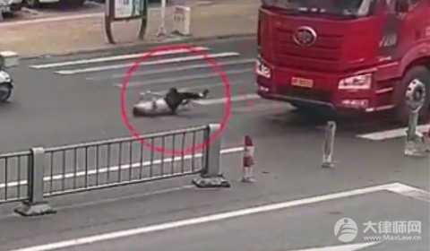 车撞骨折的赔偿标准是什么?