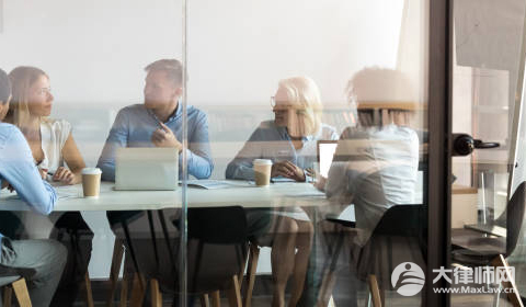 2024怎么处罚公司超越经营范围的行为,2024如何举报公司超越经营范围