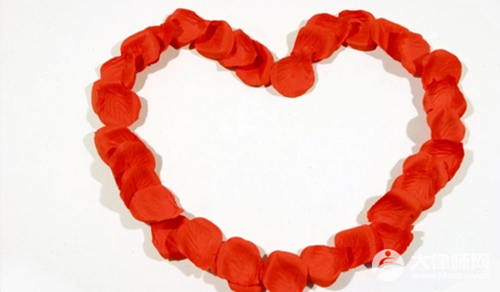 不给抚养费起诉有用吗？