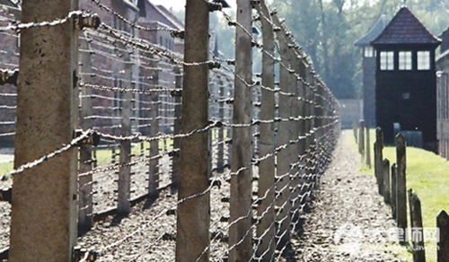 轻伤害判刑后还赔偿吗?