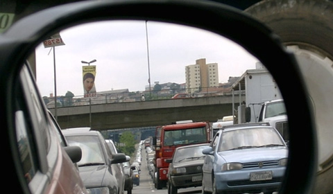 新交规可以不带行驶证上路吗?