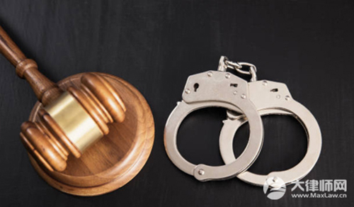 2025年犯罪前舍己救人可以减刑吗?