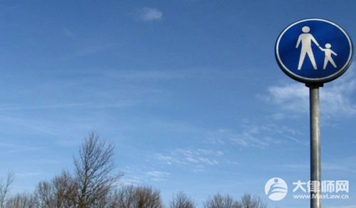 2025年追尾是不是都是后车的责任？