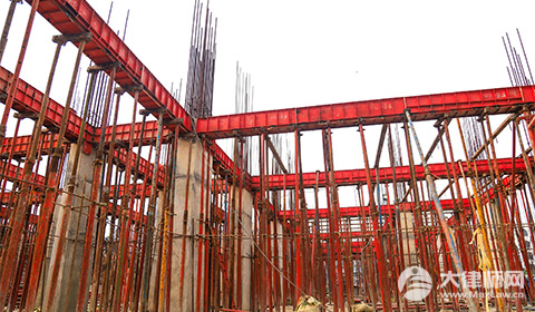 危房的屋主有险不查要承担法律责任吗?