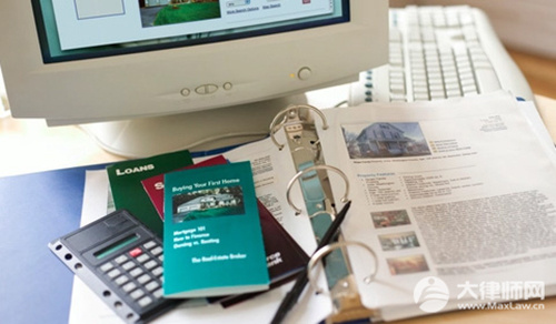 公司不按时发放工资可以要求补偿吗?