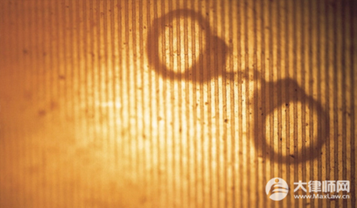 宁愿拘留也不赔医药费会怎么样?