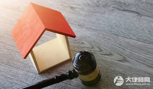 房顶漏水归物业管吗？