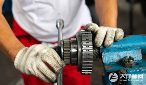 公司禁止员工使用手机违法吗？